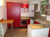 Philippe Nourisson, Menuisier- - agencement-decoration - catalogue-espace-cuisine - Cuisine stratifié rouge